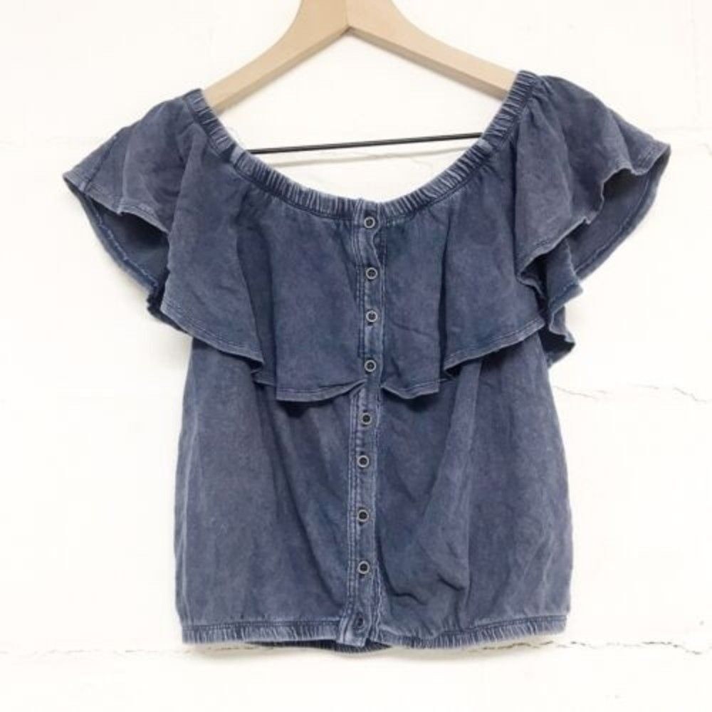 We The Free Size Small Faded Blue Crop Top Ruffle Off the Shoulder Button Down